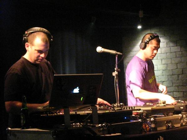 DJ V-Nutz